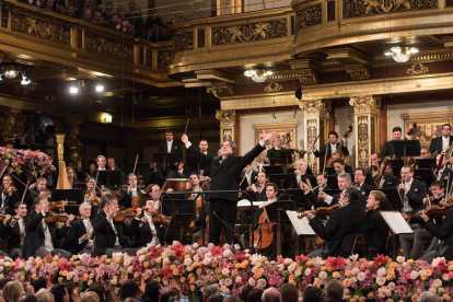Riccardo Muti, ayer, en un momento de tradicional concierto de Año Nuevo en Viena.