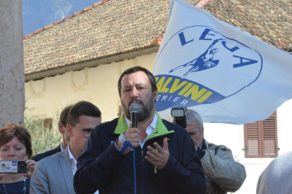 El controvertido Matteo Salvini mantiene su política contra los inmigrantes.
