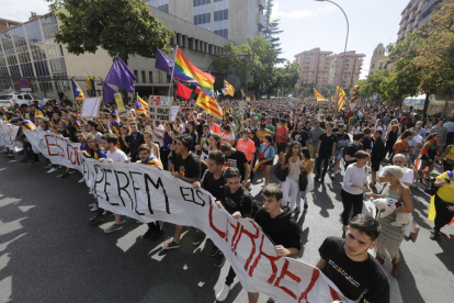 La marxa va arrancar davant del Rectorat de la UdL i es van manifestar més de 2.000 joves.