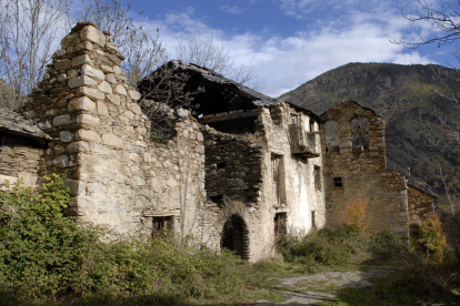 Imagen actual de Àrreu, después de tres décadas de abandono.