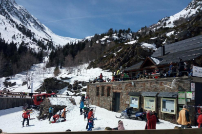 La estación de esquí de Boí Taüll registró ayer una gran afluencia de visitantes.
