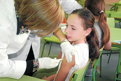 Imagen de archivo de una campaña de vacunación en Lleida. 