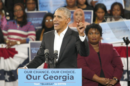 L’expresident Barack Obama en un míting de suport als candidats demòcrates.