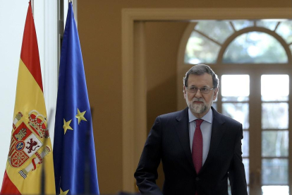 Mariano Rajoy a l’arribada al Palau de la Moncloa, ahir.