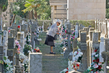 Todos los Santos 2022 en el cementerio de Lleida