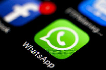 Denuncian que un guardia civil tiene el saludo fascista de perfil de Whatsapp