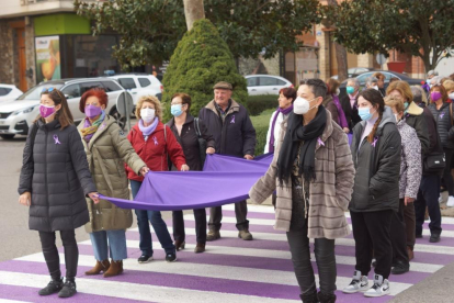 Recull d'imatges dels diferents actes que s'han organitzat en motiu del Dia Internacional de la Dona a les Terres de Ponent