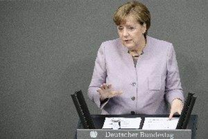 Las bases socialdemócratas avalan un nuevo gobierno de Merkel en Alemania