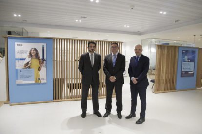 BBVA inaugura a Lleida el nou centre de banca de clients