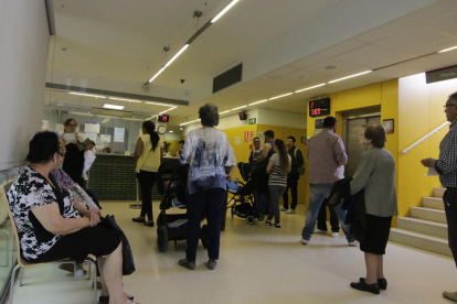 Imagen de este lunes de la sala de espera del CAP Primer de Maig de la capital. 