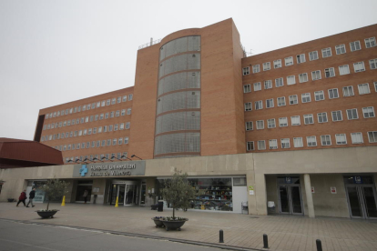 Façana de l’hospital Arnau de Vilanova, que és el de referència a Lleida.