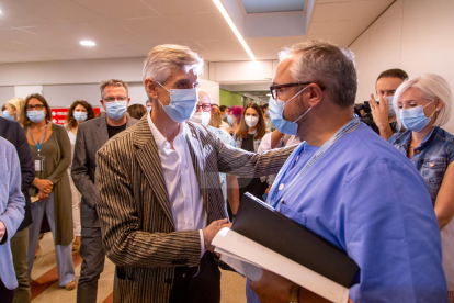 El conseller de Salut, Josep Maria Argimon, ha inaugurat aquest dimecres la nova UCI Neonatal de l'Hospital Universitari Arnau de Vilanova de Lleida