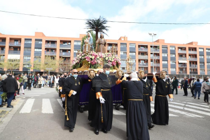 La Somereta i les palmes donen inici a la Setmana Santa 2022