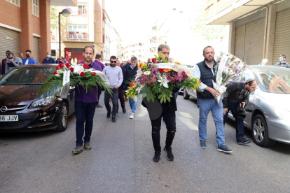 Marxa lenta dels taxistes de Lleida en record del seu company assassinat