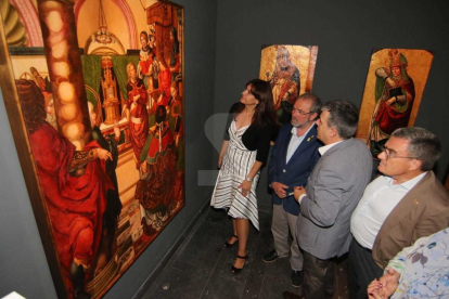 La consellera Borràs visita la remodelació de les sales de renaixement i barroc del Museu de Lleida