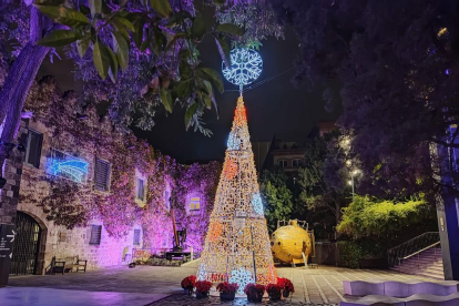 Decoració nadalenca als Jardins del Museu Marírim