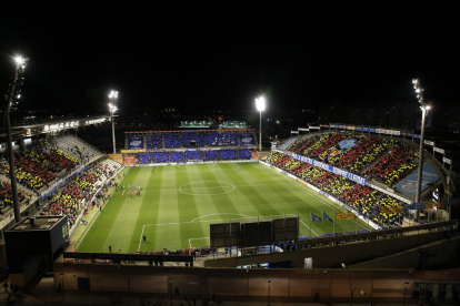 El Camp d’Esports s’omplirà el 7 de març amb el Barcelona-Espanyol, com ja va passar a la Copa.