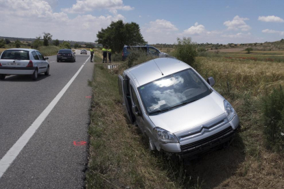 Imatge del vehicle sinistrat a Tarroja de Segarra.