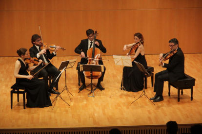 El Quartet Teixidor interpretó una de las piezas, de Mozart, acompañados de la violista Núria Garcia.