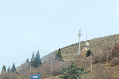 Cartel de Avintia en Baqueira.