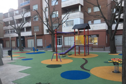 La zona de los juegos infantiles de la plaza Tarascón.