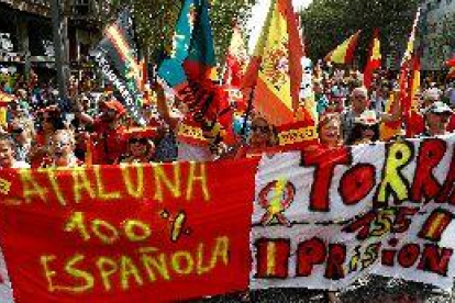 Manifestación en Barcelona por la unidad de España a dos días de la Diada