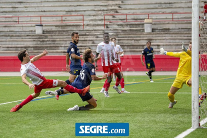 L'equip lleidatà va tancar la pretemporada al Congost amb una nova victòria (2-5)