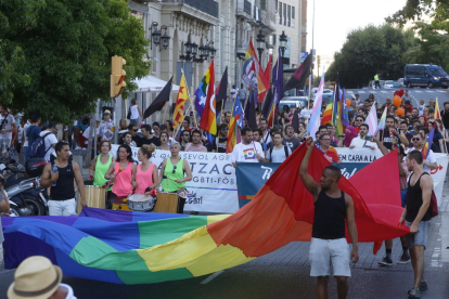 Imagen de archivo de la manifestación con motivo del Día del Orgullo LGTBI el pasado verano en Lleida. 