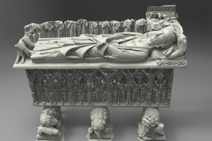 Cecília de Foix está en un sepulcro doble. 