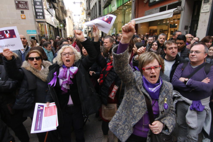 Els joves, protagonistes ahir a la manifestació de Lleida.