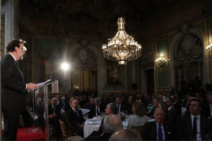 Mariano Rajoy hizo el anuncio en una conferencia ante un nutrido grupo de empresarios.