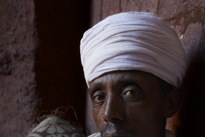 Paisatges i gent - Melgosa va descobrir que “els berbers són molt reticents a les fotos”, per això les imatges del Marroc se centren gairebé exclusivament en els paisatges, que van meravellar el fotògraf lleidatà. Al contrari, “a Etiòpi ...