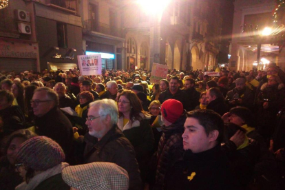 Un moment de la concentració a la plaça Paeria de Lleida
