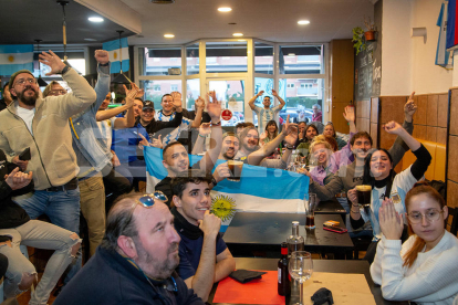 Así celebraron los argentinos de Lleida la victoria en el Mundial de Catar