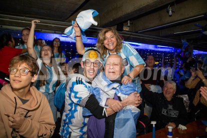 Així van celebrar els argentins de Lleida la victòria al Mundial de Qatar