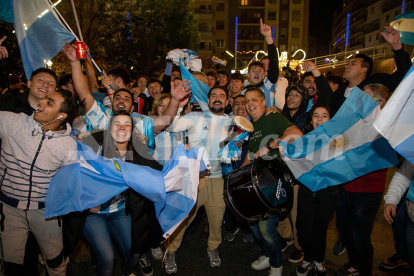 Así celebraron los argentinos de Lleida la victoria en el Mundial de Catar