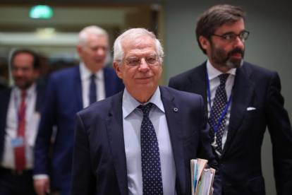 El ministro Borrell, ayer.