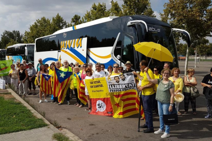 De Lleida van sortir tres autocars de cantaires i de Mollerussa, un altre.