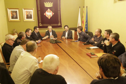 Reunión en Les Borges de Gavín con alcaldes de la Plataforma Prou Morts a l’N-240.