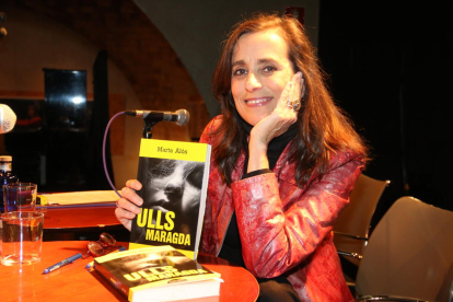 Marta Alòs presenta en Lleida su debut en novela negra, ‘Ulls maragda’