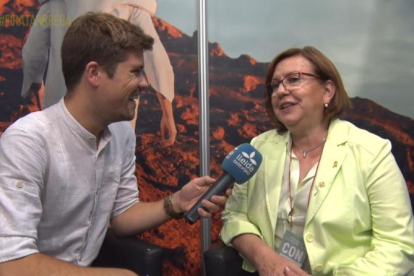 Joan Cama entrevista l’alcaldessa de Tàrrega, Rosa M. Perelló.