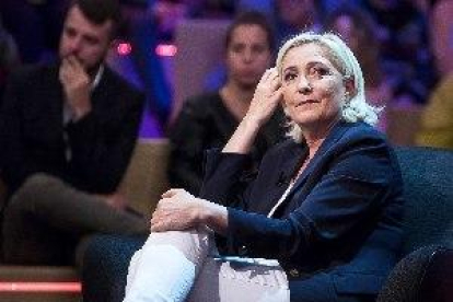 La justícia francesa imputa Marine Le Pen per malversació de fons públics