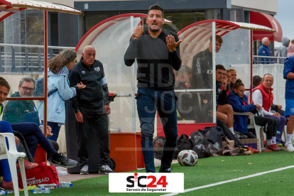 Imatges del partit entre el Rayo Vallecano i l'AEM