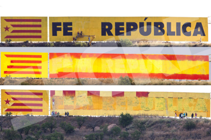 Guerra de murales en Bellpuig al intentar borrar el lema soberanista