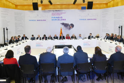 La Mesa de Trabajo para el proyecto Pirineus-Barcelona, en una reunión reciente.