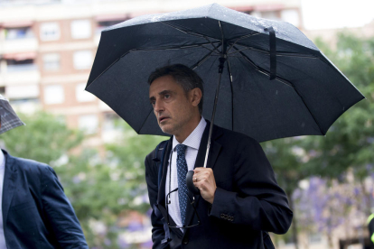 El fiscal Anticorrupció Emilio Sánchez Ulled a la seua arribada a la Ciutat de la Justícia.
