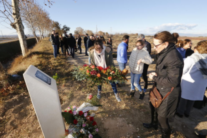 Homenatge a Marta Soria el desembre passat al monòlit en el seu record al lloc del sinistre.