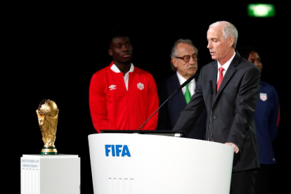 Gianni Infantino i Vladímir Putin, ahir al Congrés que la FIFA va celebrar a Moscou la vigília de l’inici del Mundial.