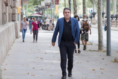 El exalcalde socialista de Sabadell, Manuel Bustos, condenado por dos delitos de tráfico de influencias.