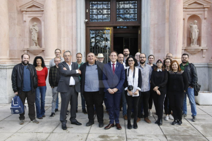 Foto de família de la trobada del subdelegat del Govern espanyol a Lleida, José
